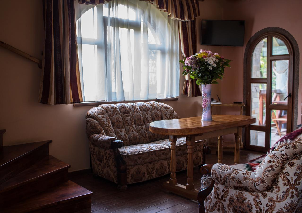 Cottage Shchaslyvyi Jaremče Exteriér fotografie